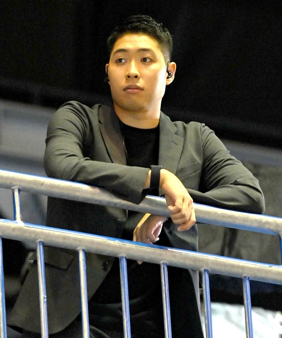 现年29岁的萩野公介,与中国队汪顺,日本队友濑户大也并列"亚洲94