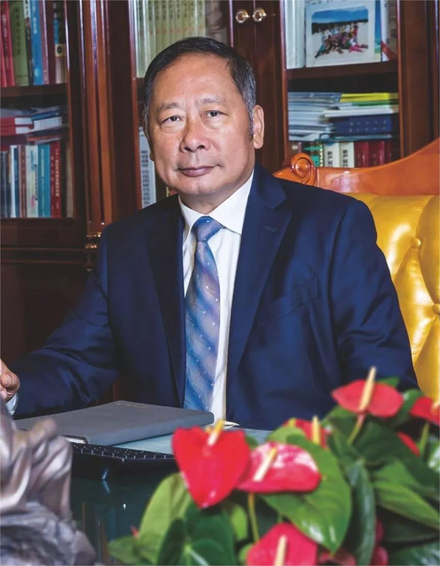 姚社初先生日前,安化籍著名爱心企业家北京航翔广告有限公司及湖南