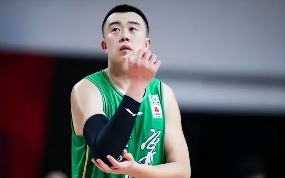 盘点:cba十大球员将退役,韩德君在列,广东队旧将上榜