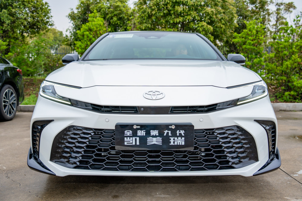更加智能,再度进化——试驾广汽丰田第九代凯美瑞_腾讯新闻