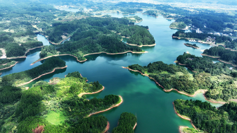 新华社记者 杨楹 摄9月6日拍摄的贵州省黔东南苗族侗族自治州黄平县