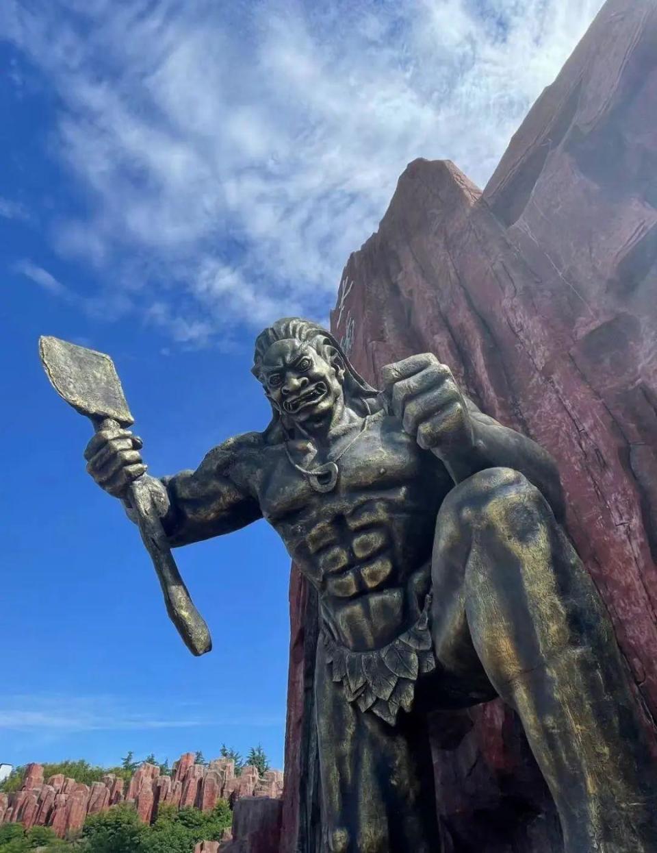 在太阳部落,超多刺激项目带你释放激情,甩掉压抑.