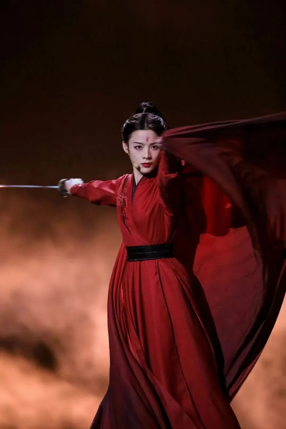 知名女演员突发意外,紧急送医!最新回应