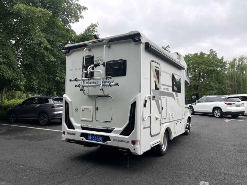 【二手房车】21年6月隆翠c638玩家版房车