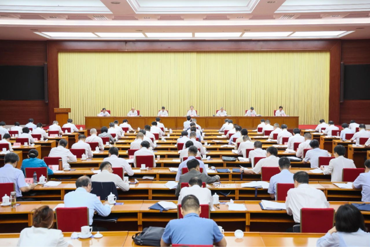 工信部：完善人形机器人等产业发展政策、强化光伏行业治理