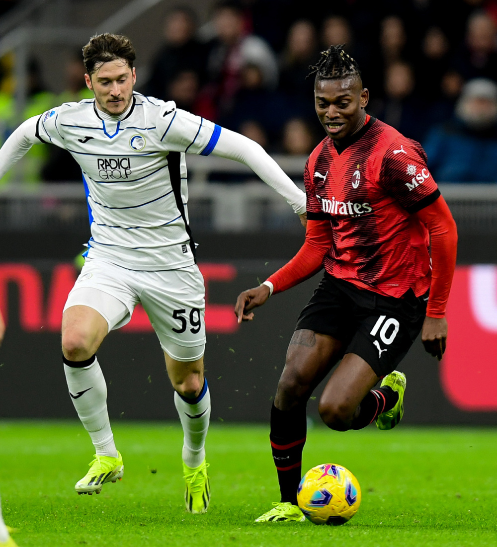 足球意甲ac米兰平亚特兰大