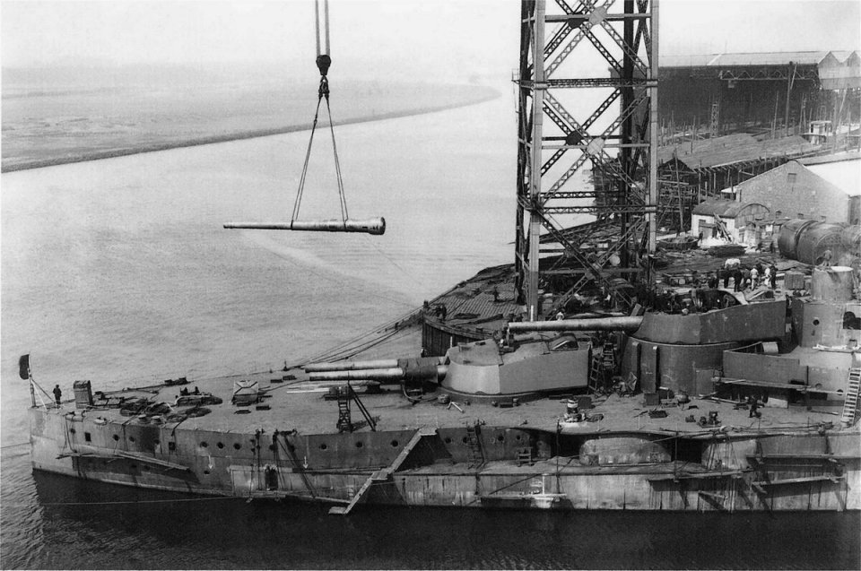 英国"无畏"级战列舰上的新型大口径火炮_腾讯新闻