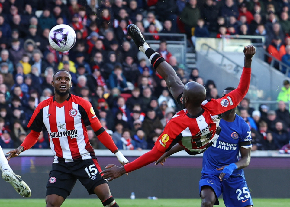 足球——英超:切尔西战平布伦特福德