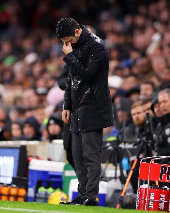 津琴科伤停,阿森纳和阿尔特塔蚌埠住了?