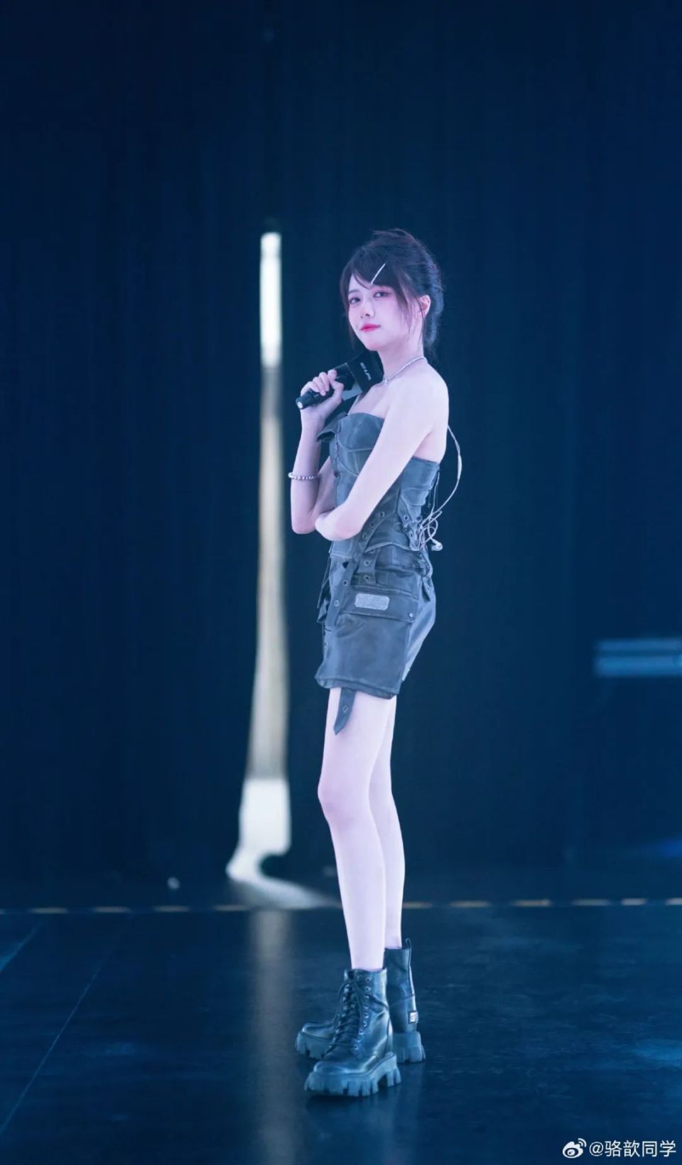 lpl老婆骆歆常规赛收官战必须摆出最帅的pose