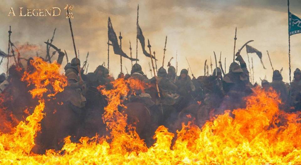 暑假档动了!ai还原"年轻"成龙《传说》定档