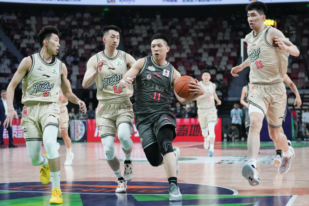 体育篮球cba全明星周末星锐挑战赛赛况