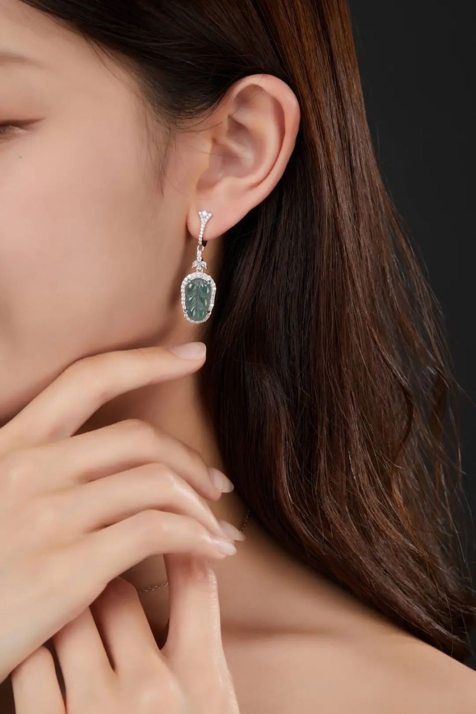 花了不到400块,我戴上了动辄几万块的翡翠,不开玩笑