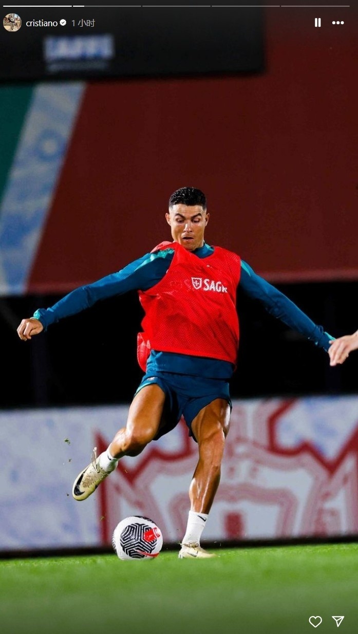 准备出战斯洛文尼亚c罗社媒晒国家队训练照