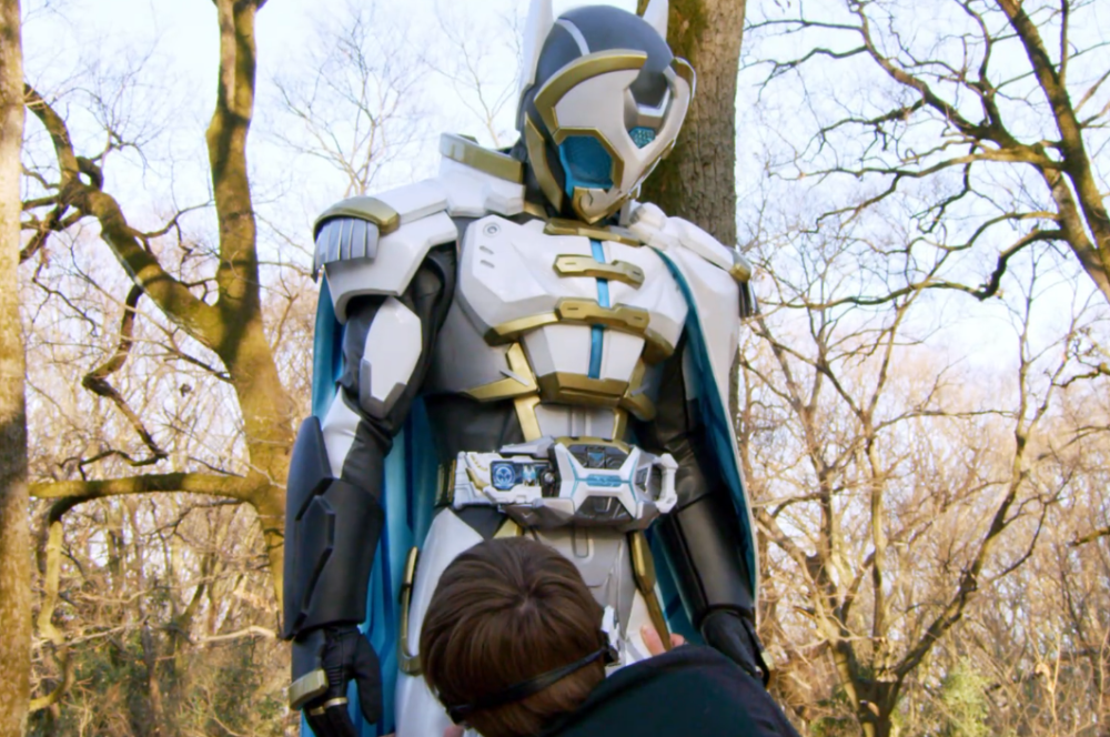 假面骑士界外者外传:brain硬抗皇家同花顺必杀 24年开启新章_腾讯新闻