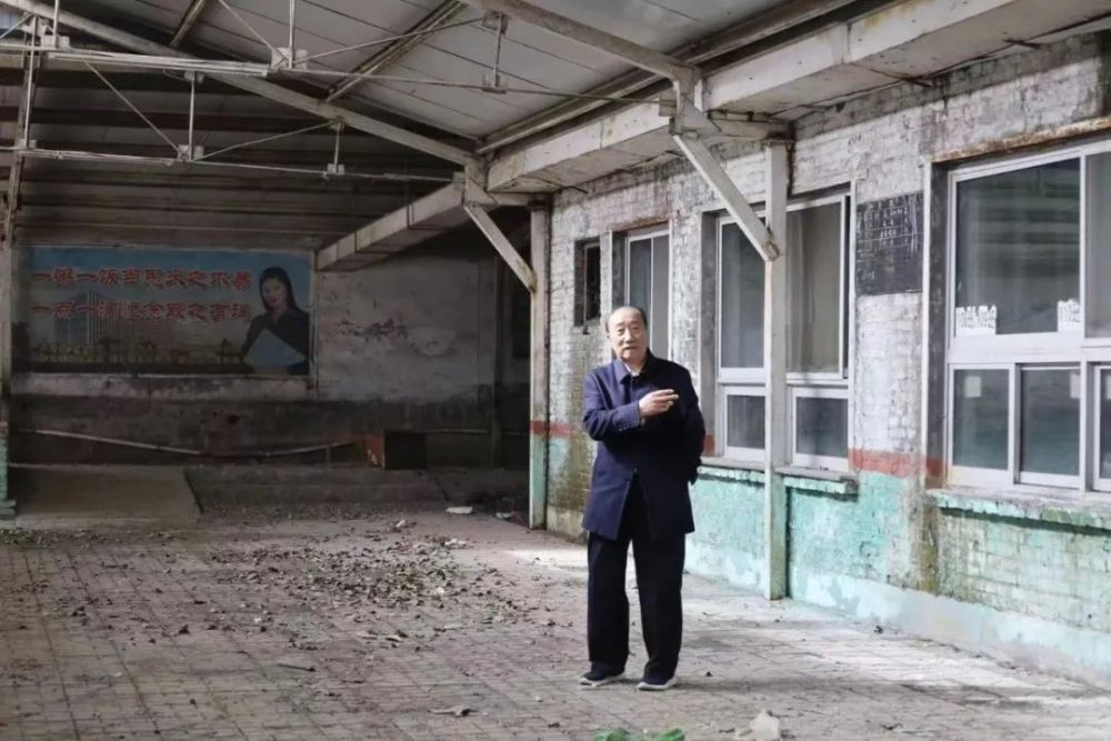 中学校长因肺结核疫情获刑：曾被要求补签整改通知，81岁仍在“等结果”刷爆头条-313啦实用网