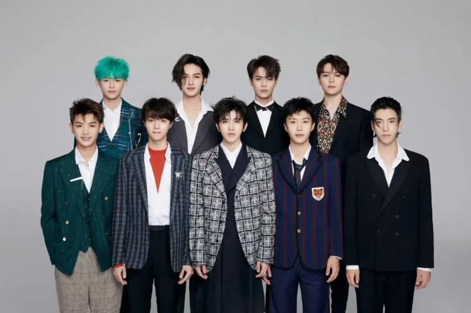 《偶像练习生》出道组合nine percent(图源:微博)下游环节,"移植"韩国