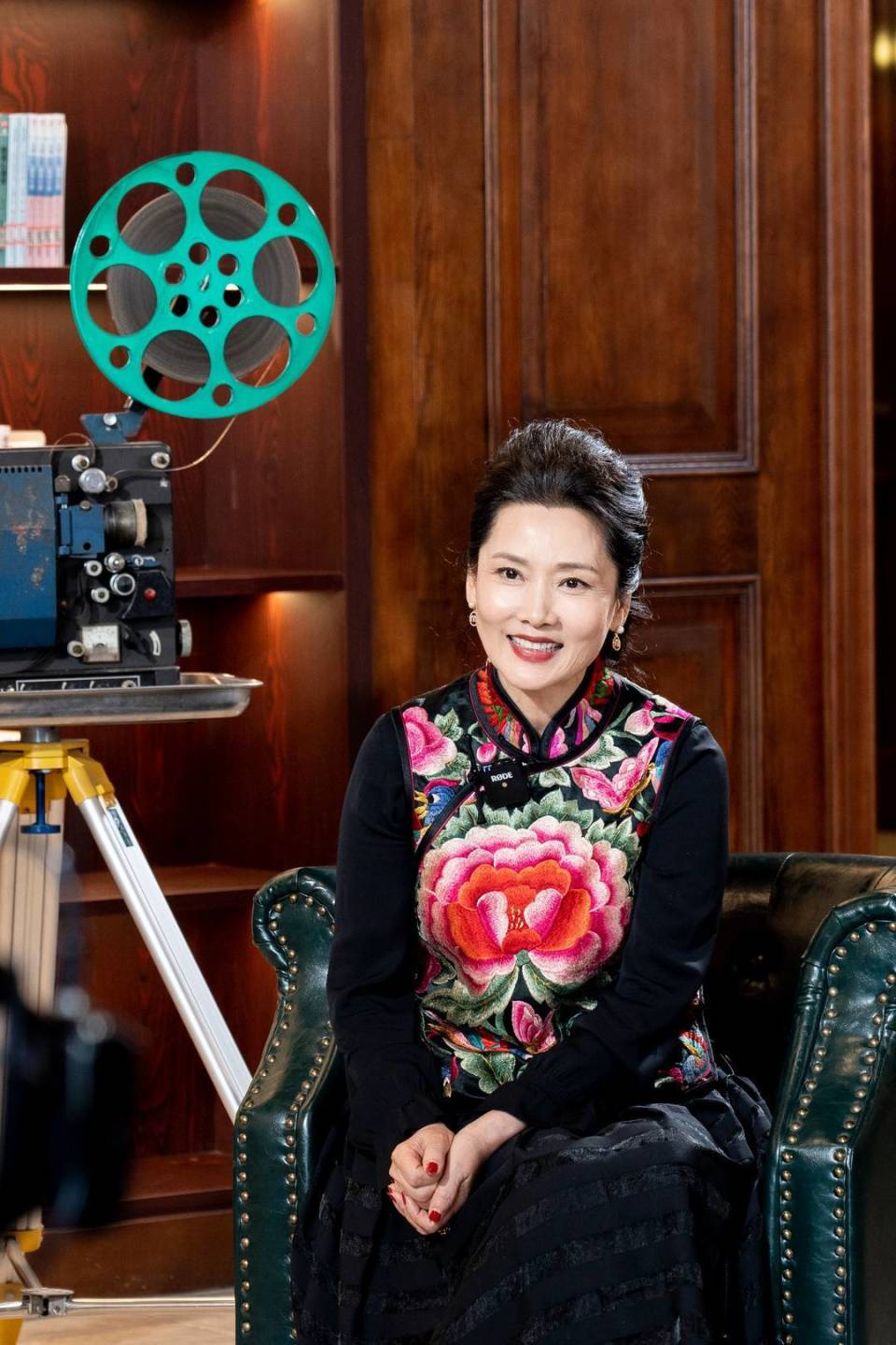 封面新闻对话何赛飞中老年女演员依旧是电影新力量