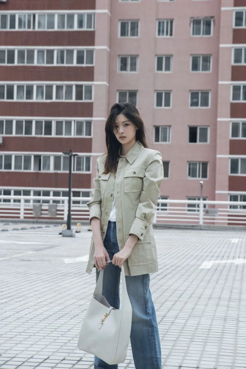 张艺上 | 演绎saint laurent摩登前卫型格