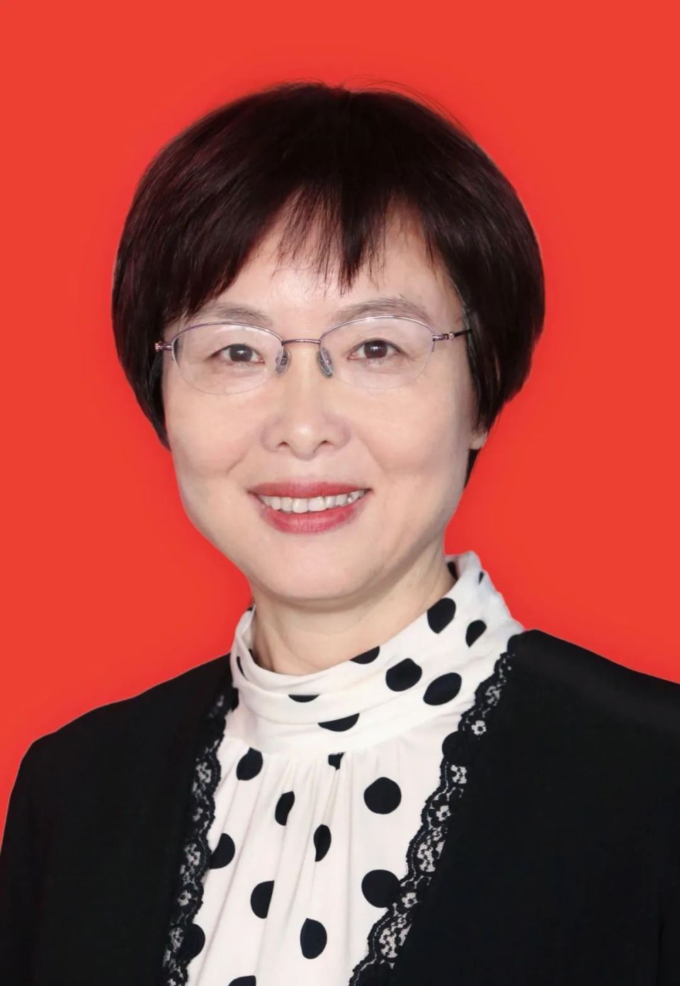 陈嵘任苏州市人大常委会副主任