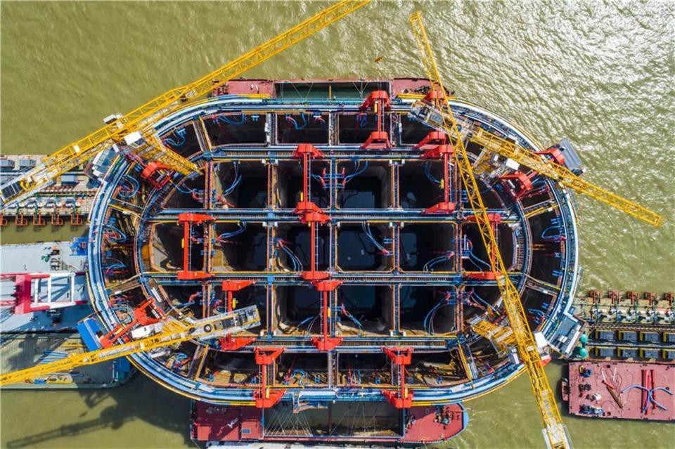 "武汉力量"助力世界最大跨度斜拉桥建设