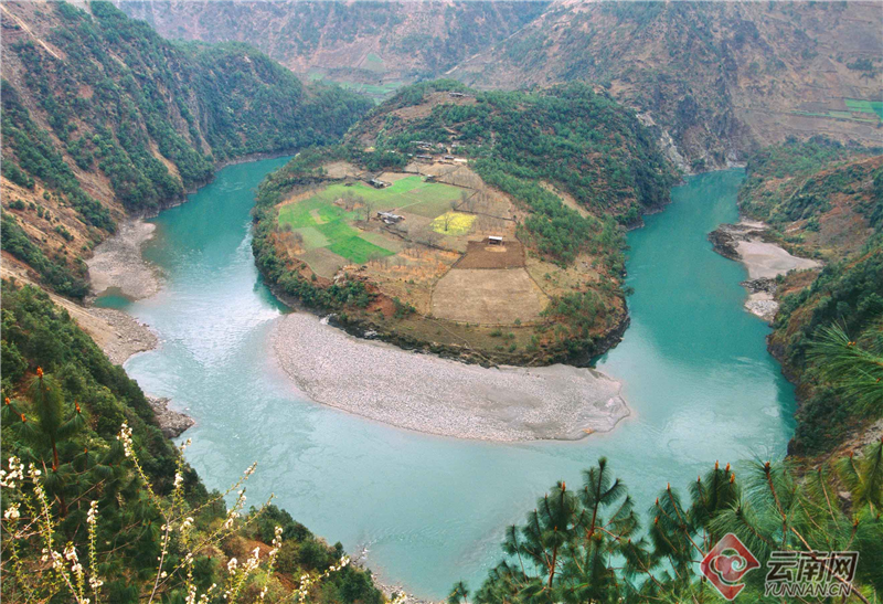 三江在此奔流不息——三江并流成功申报世界自然遗产20周年_腾讯新闻