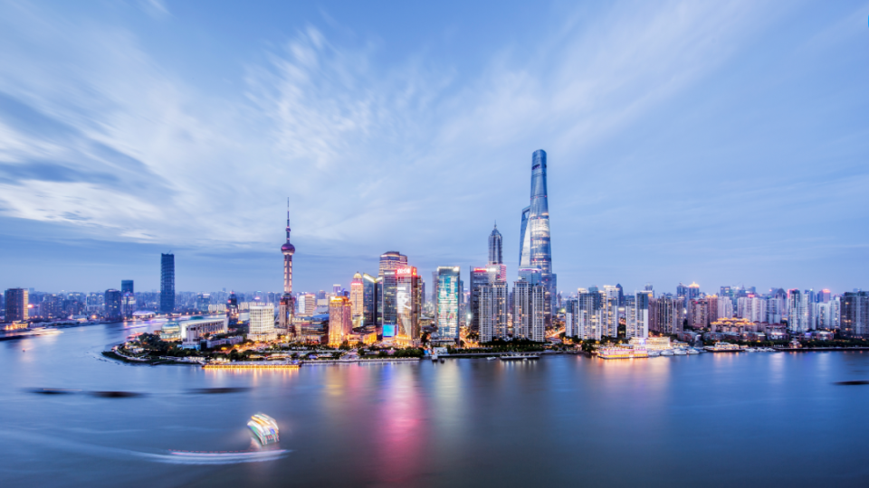 上海GDP突破5万亿，2025将怎么干？