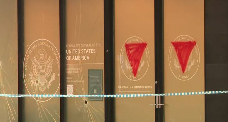 美国驻悉尼领事馆遭打砸和涂鸦,澳总理谴责