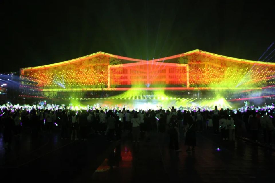 第十八届墨江北回归线国际双胞胎节暨哈尼太阳节精彩启幕