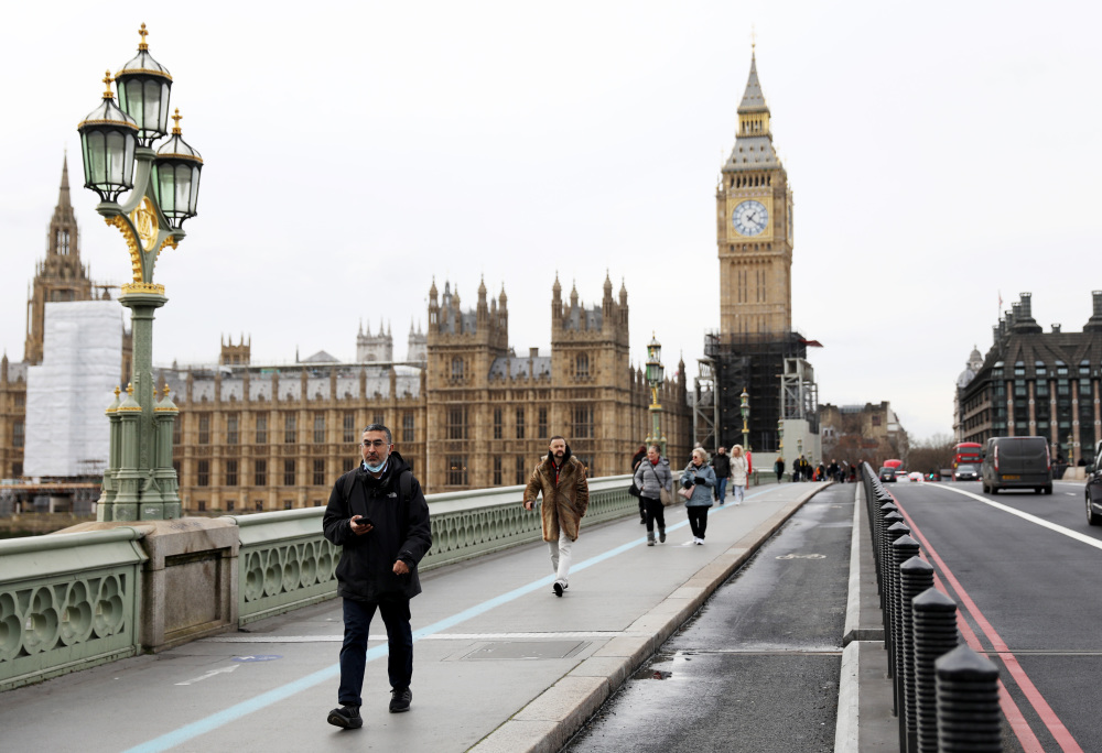 英国议会正式解散 保守党议员选前"大出逃"