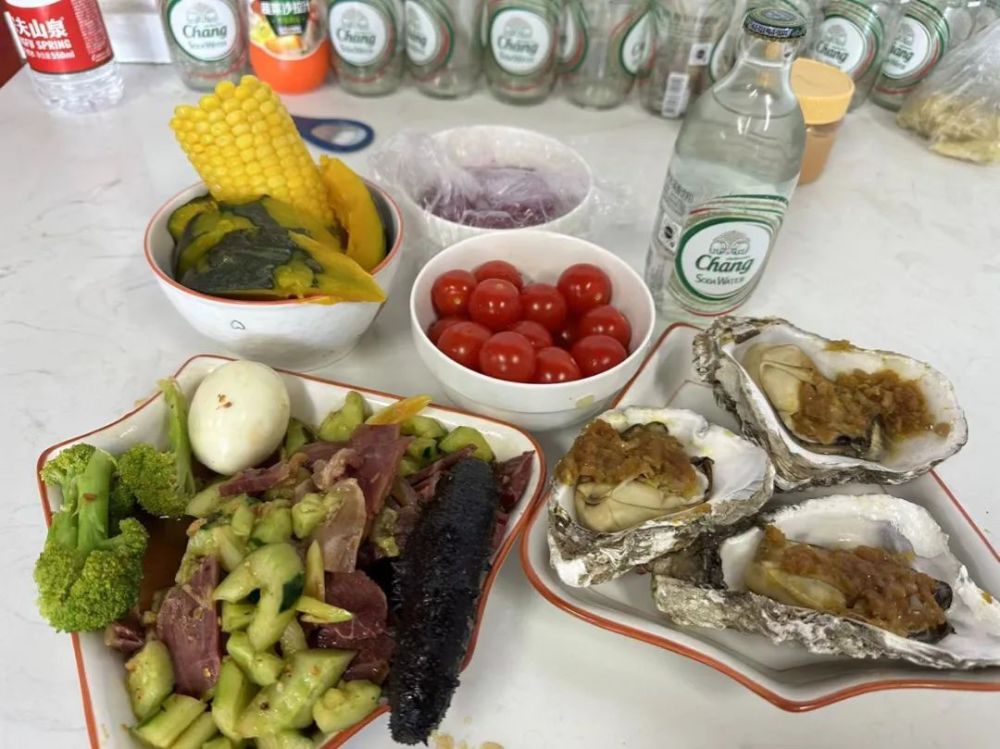 安德雷德,2019年ko日本k1世界冠军卜部功也,2020年战胜朝久裕贵,同时