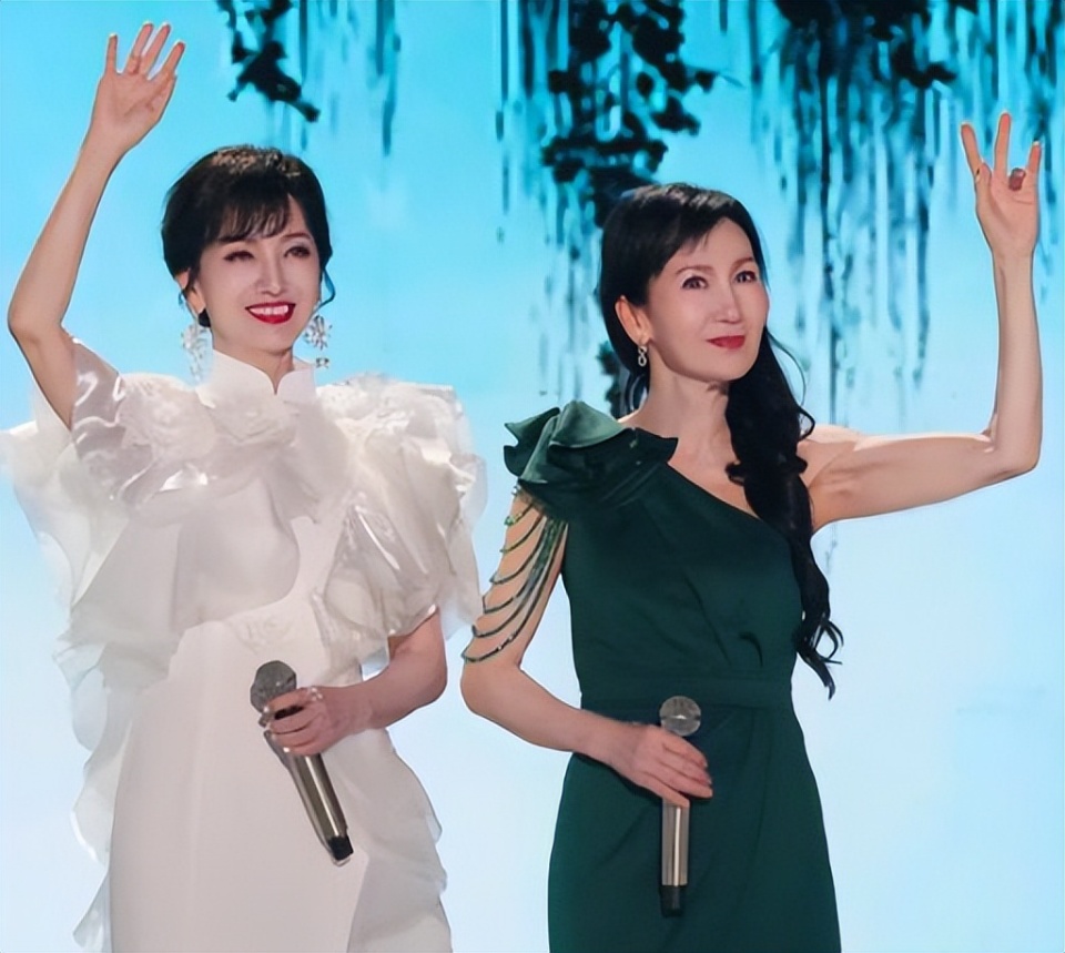 祝福赵雅芝,叶童,赵美琪等演