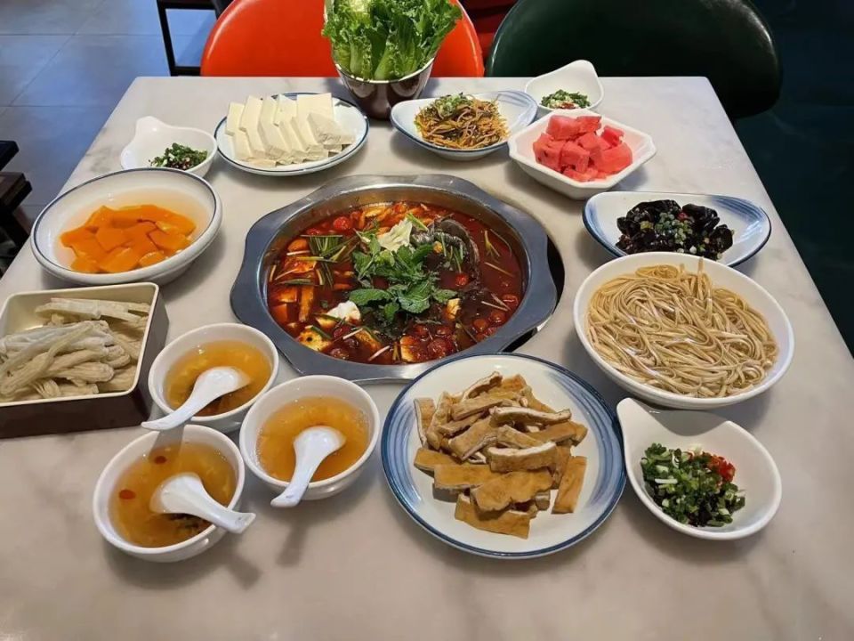 黄家坝税招岁招鱼馆(湄潭老店)黄家坝税招鱼馆(老字号湄潭店)03湄窖