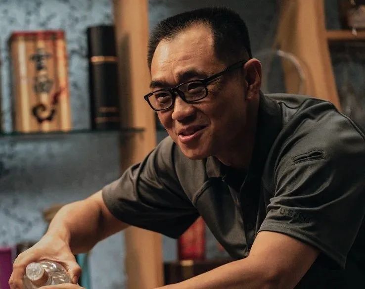 看完《第八个嫌疑人》,就明白为什么大鹏会成为金爵奖最佳男演员