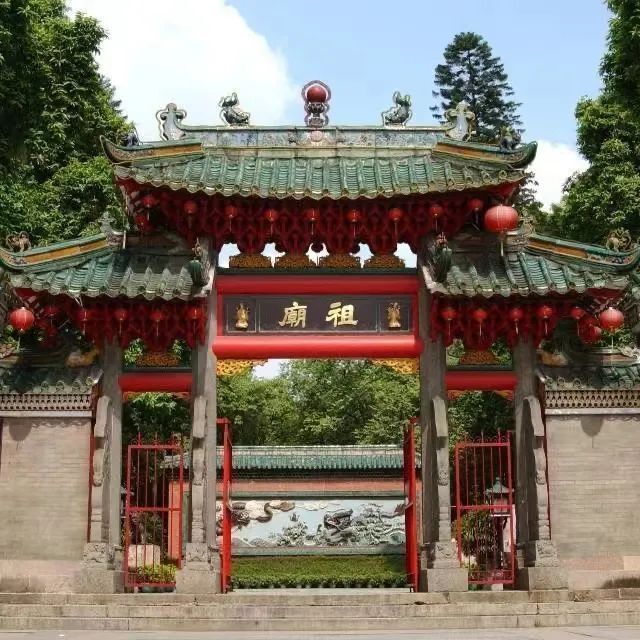 佛山祖庙牌坊被围蔽？官方回应_腾讯新闻