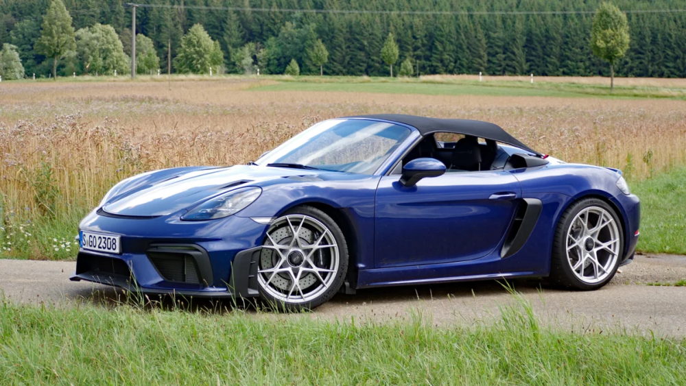 纯粹而又富有激情2024款保时捷718spyderrs大量实拍图发布