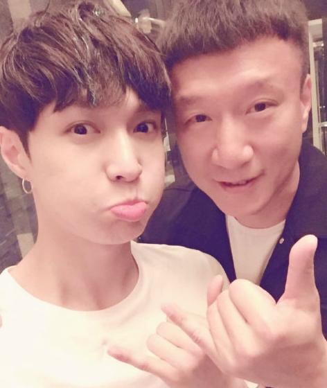 孙红雷53岁生日男人帮仅1人送祝福张艺兴能成顶流实至名归