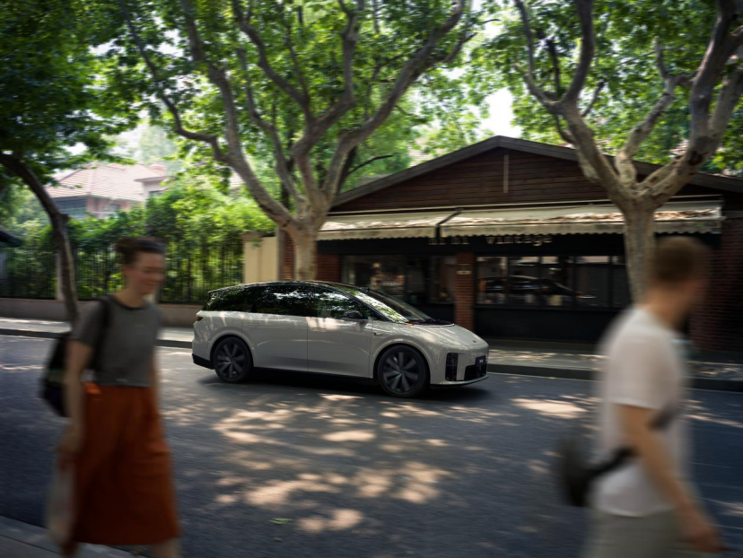 手握“增程”“纯电”两张王牌，理想2026年将全面加速-腾讯新闻