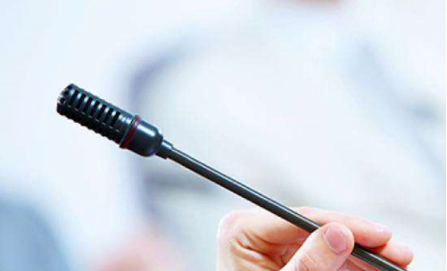 多地立法！过马路时玩手机将被罚，有地区最高可罚200元刷爆头条-313啦实用网