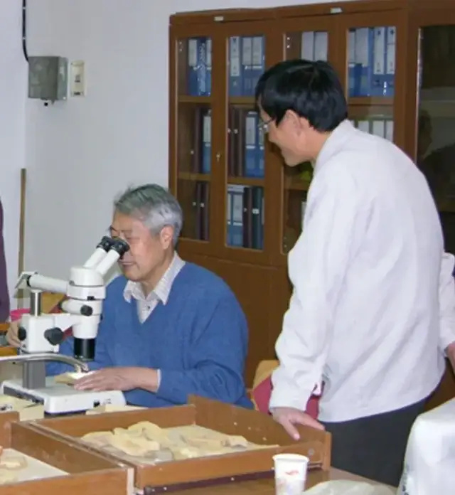 非科班出身的他38岁转投古生物领域，62岁再攀高峰？咋做到的