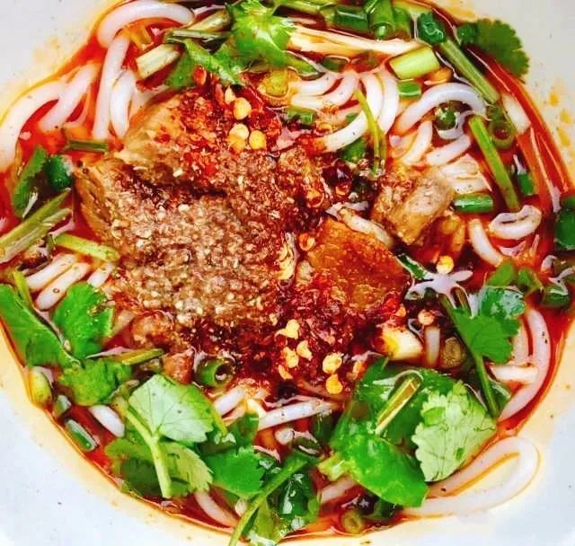 21的城市360度的人生篝火晚会乡村篮球赛美食徒步最近