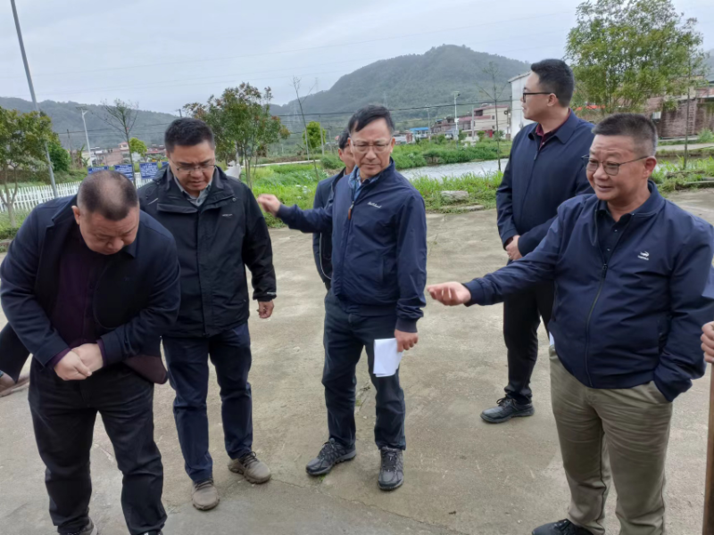 现场核查韶关市人大常委会副主任沈河民,市政府副秘书长胡建文,市生态