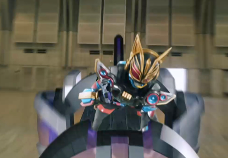 假面骑士极狐：娜猫和黄狮携手共战高强度发糖 景和表情很微妙