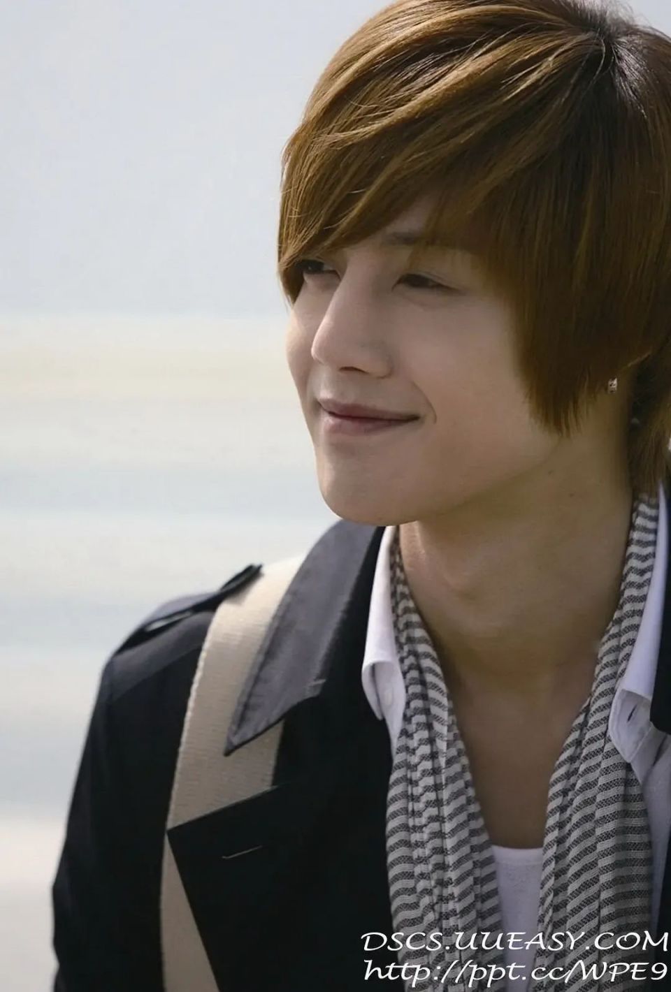 金贤重本是男团ss501的成员.