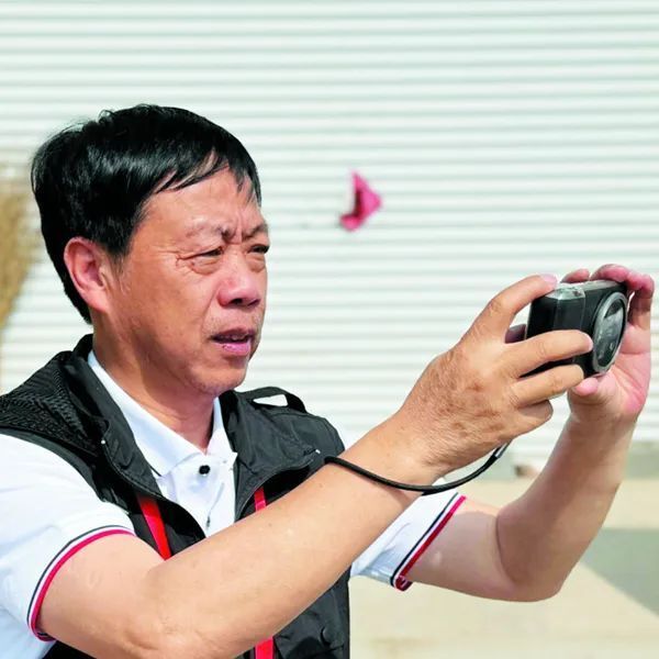 "谈及摄影周的未来发展,张洪波表示,"日照新闻摄影周未来发展的方向
