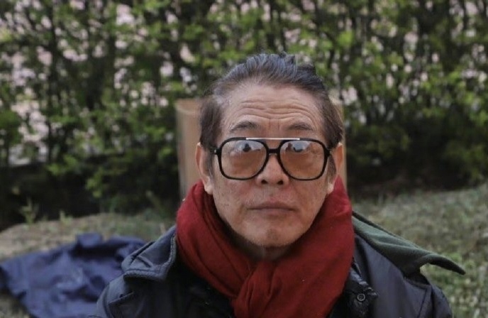 61岁钱小豪近照状态引热议暴瘦秃头显沧桑曾自曝10年无性生活