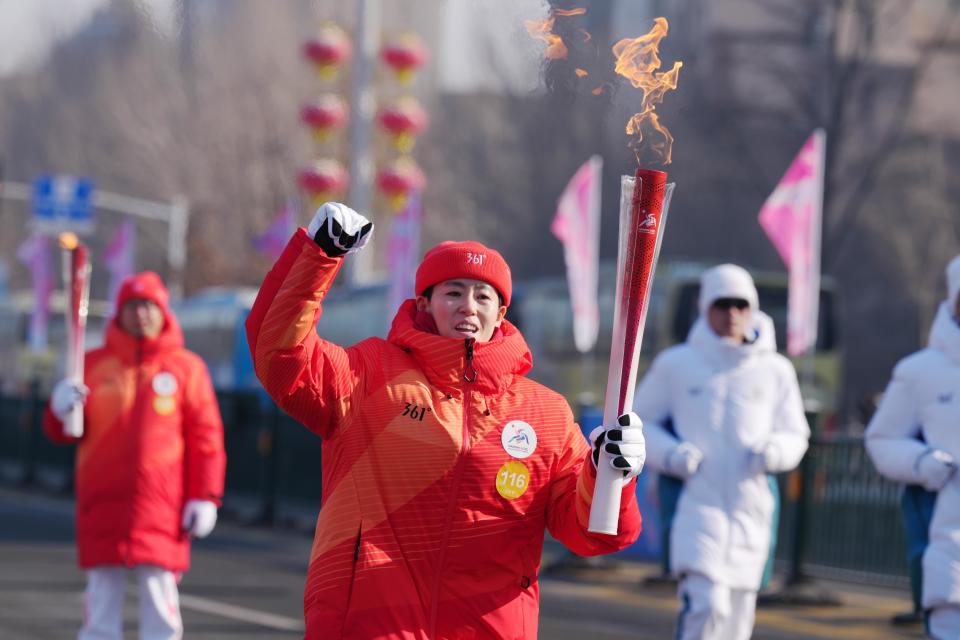 亚冬会火炬传递活动在哈尔滨举行