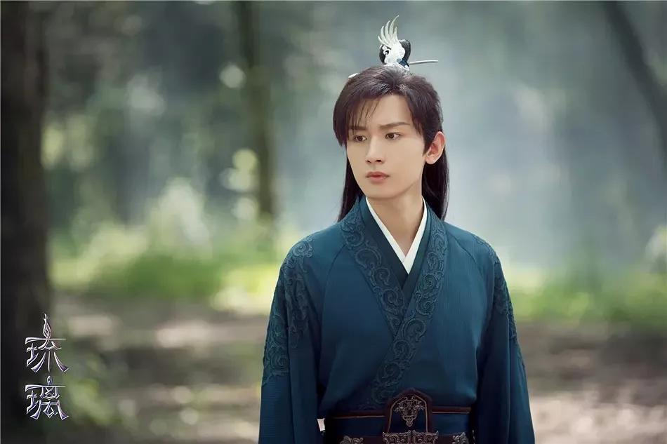 成毅出演的五部古装剧,两部爆火三部扑街,你看过哪几部?_腾讯新闻