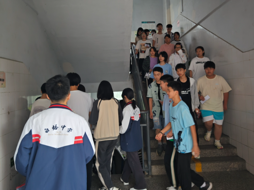 阆中中学七一校区考点南充五中青龙山校区考点南充高中嘉陵校区考点