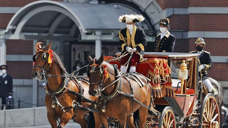 因新冠疫情中断三年后外国大使马车递交国书仪式在日本重现